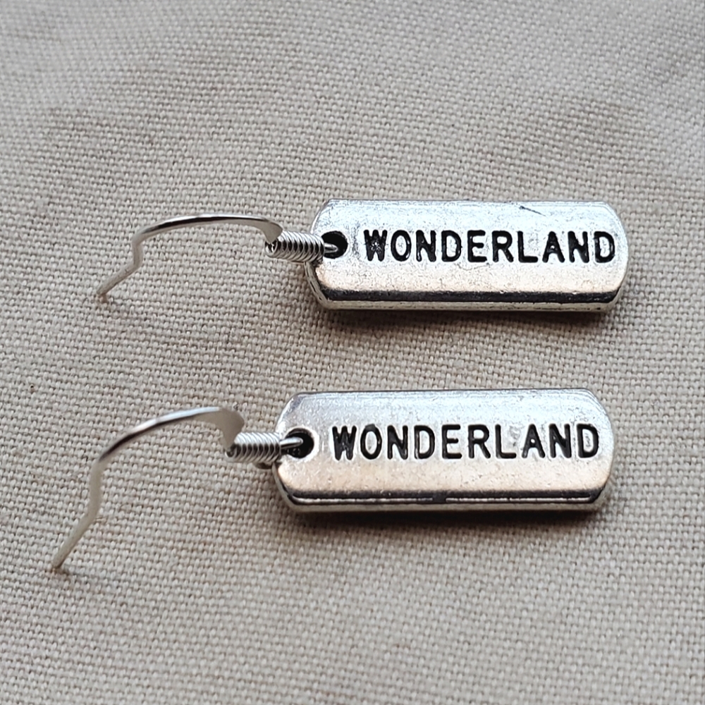 Alice in WONDERLAND Earrings